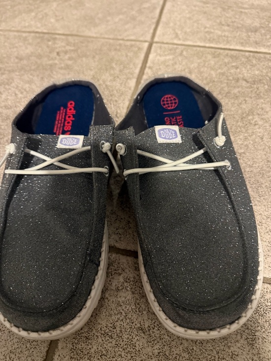 Hey dude Wendy grey black metallic slip on shoe - Picture 4 of 8